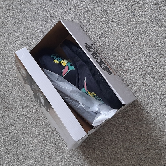New Star Wars Men's The Mandalorian "The Child" Clog Slipper. - Picture 12 of 12